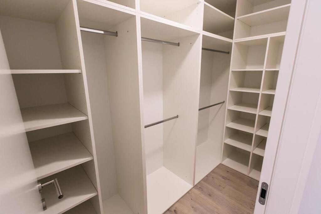 Urban Apartment With Possibility Of Parking Bratislava Extérieur photo
